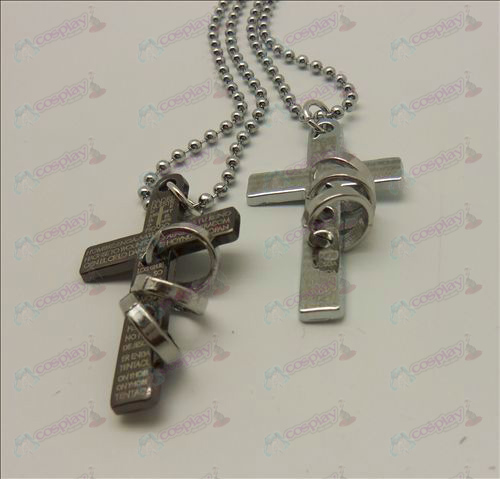 Remarque accessoires collier de croix d'anneau de la mort (encadré)